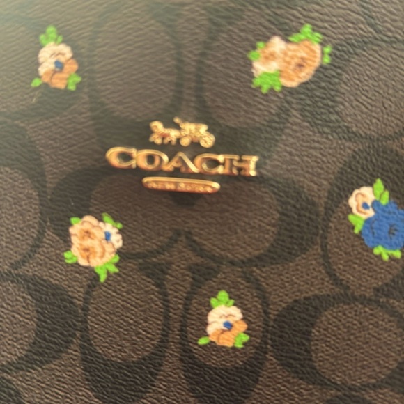 Coach Signature Vintage Rose - mint condition - like new - Picture 2 of 6